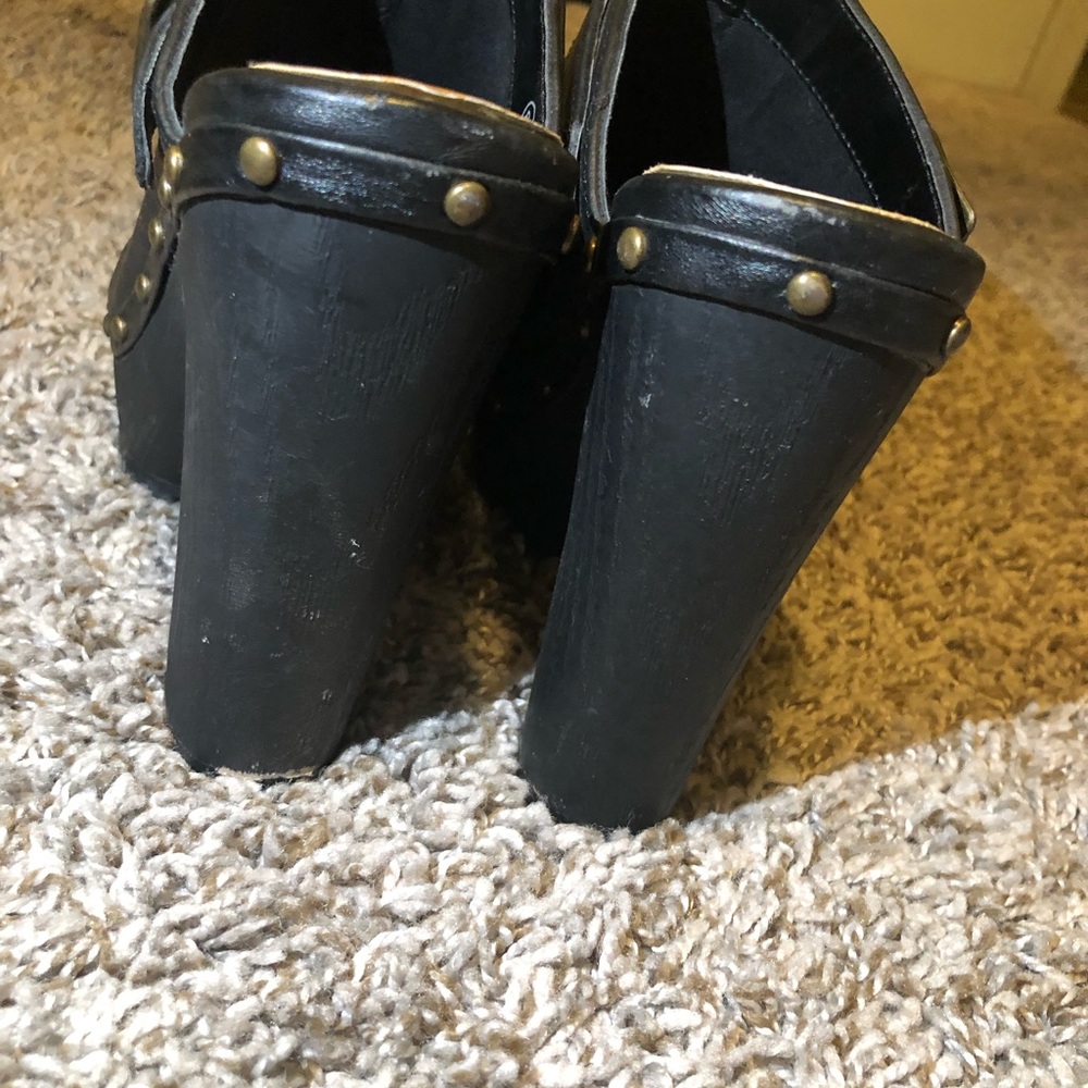 Wedges - Picture 2 of 3